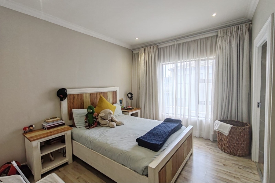 4 Bedroom Property for Sale in Blue Valley Golf Estate Gauteng