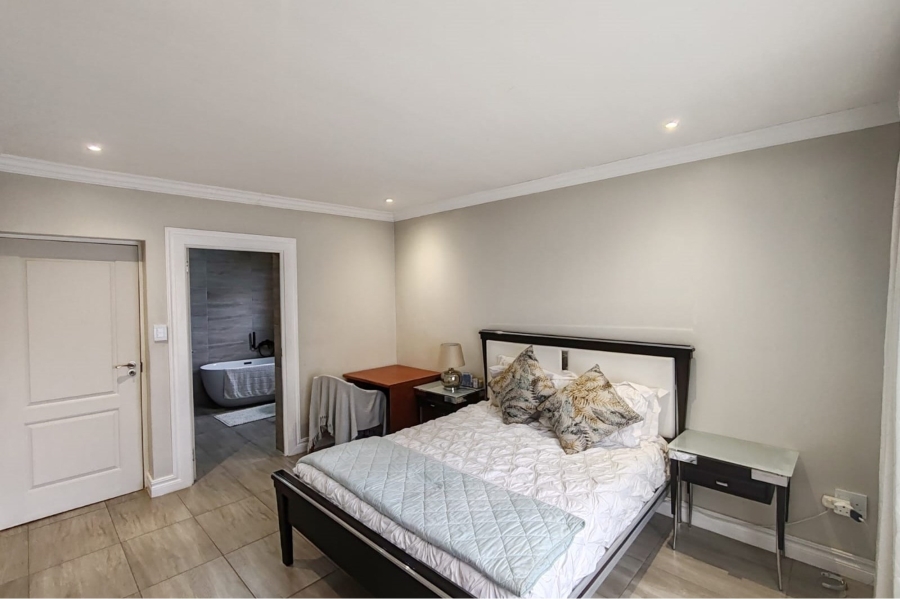 4 Bedroom Property for Sale in Blue Valley Golf Estate Gauteng