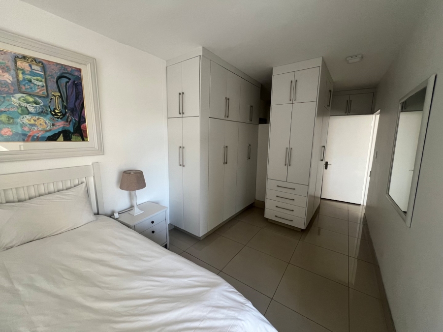 To Let 2 Bedroom Property for Rent in Sandhurst Gauteng