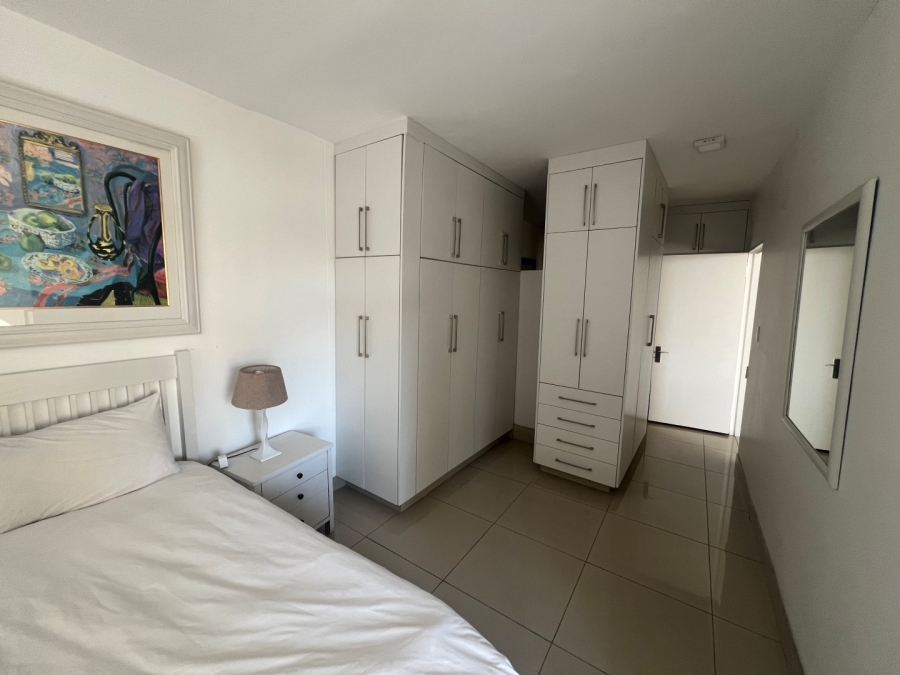 To Let 2 Bedroom Property for Rent in Sandhurst Gauteng