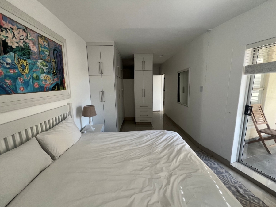 To Let 2 Bedroom Property for Rent in Sandhurst Gauteng