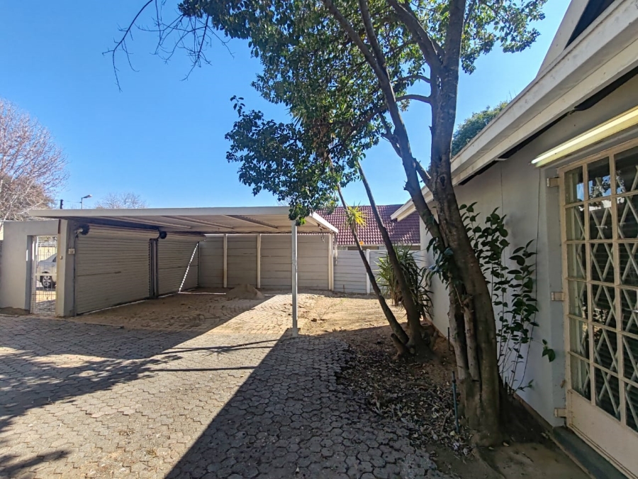 3 Bedroom Property for Sale in Bloubosrand Gauteng