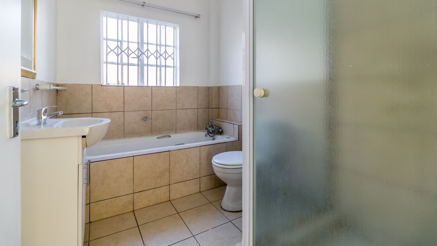 2 Bedroom Property for Sale in Ferndale Gauteng