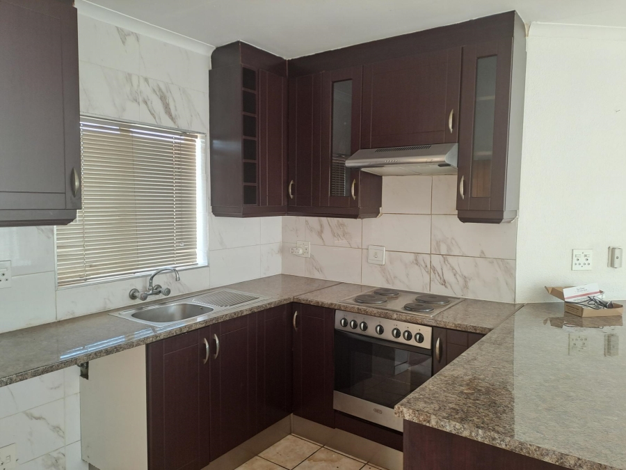 2 Bedroom Property for Sale in Groblerpark Gauteng