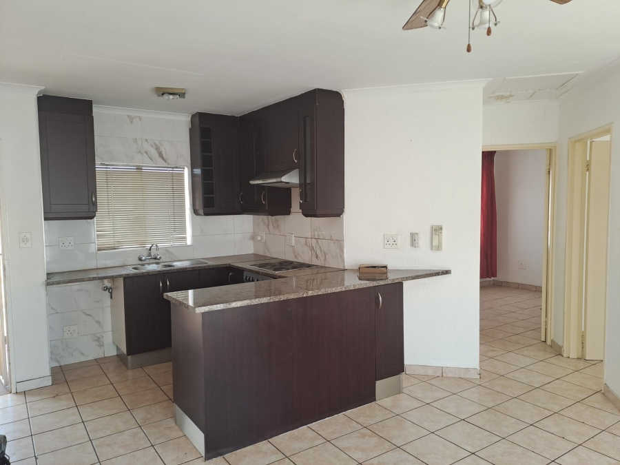 2 Bedroom Property for Sale in Groblerpark Gauteng