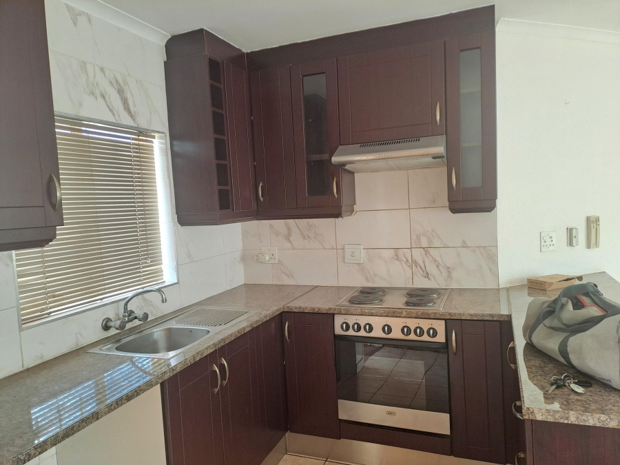 2 Bedroom Property for Sale in Groblerpark Gauteng