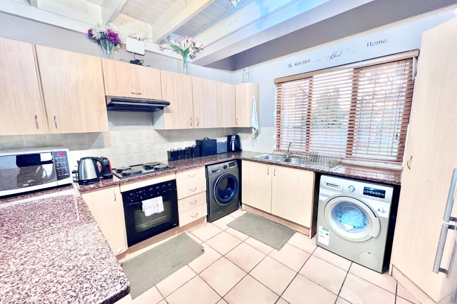 4 Bedroom Property for Sale in Carlswald Gauteng