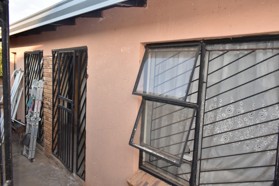 2 Bedroom Property for Sale in Soshanguve G Gauteng