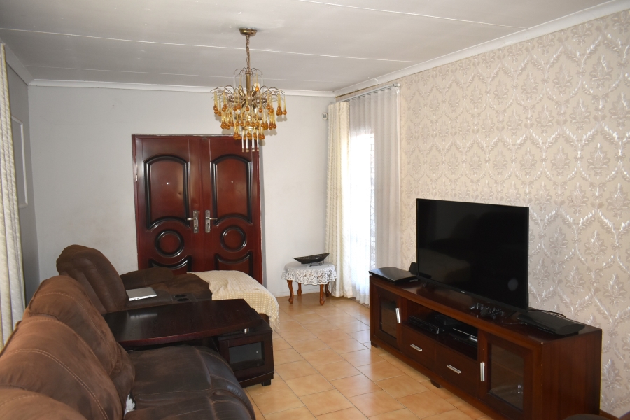 4 Bedroom Property for Sale in Soshanguve BB Gauteng
