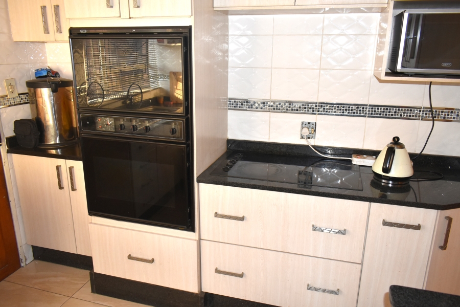 4 Bedroom Property for Sale in Soshanguve BB Gauteng