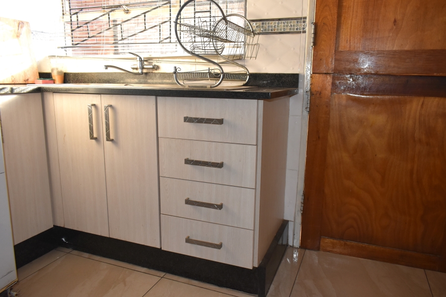 4 Bedroom Property for Sale in Soshanguve BB Gauteng
