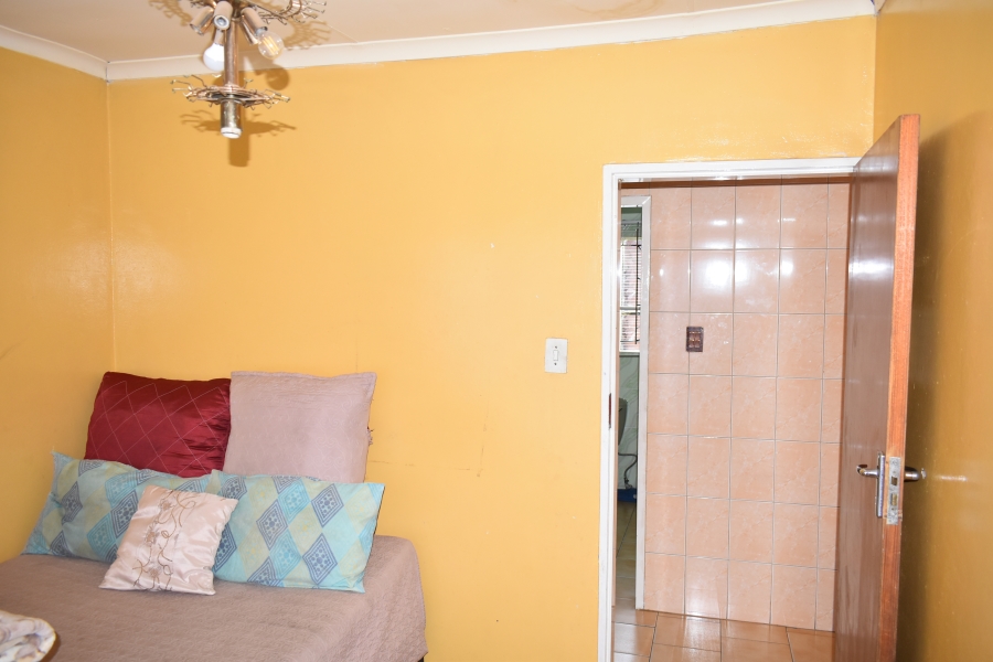 4 Bedroom Property for Sale in Soshanguve BB Gauteng