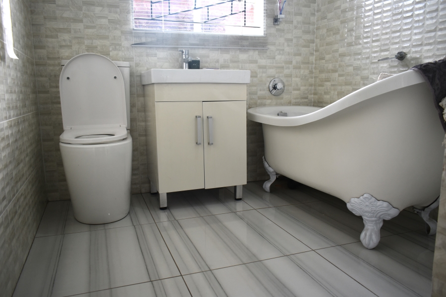 4 Bedroom Property for Sale in Soshanguve BB Gauteng
