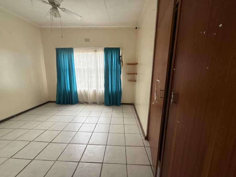 4 Bedroom Property for Sale in Alan Manor Gauteng