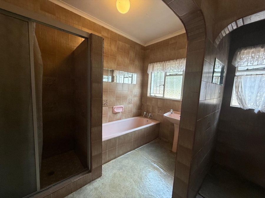 4 Bedroom Property for Sale in Alan Manor Gauteng