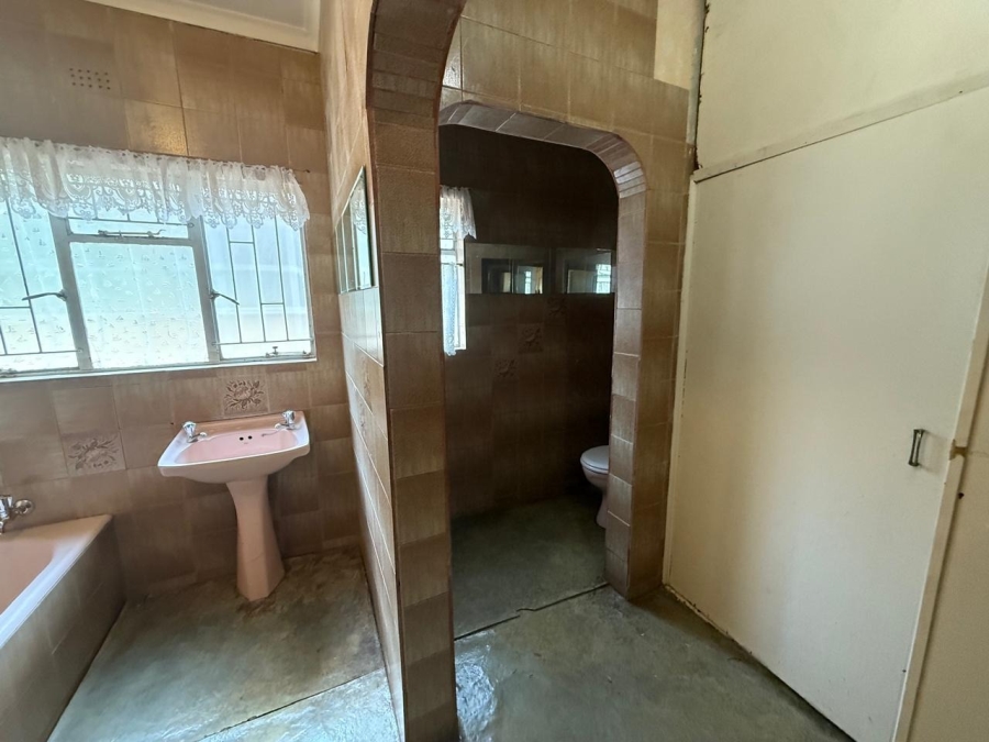 4 Bedroom Property for Sale in Alan Manor Gauteng