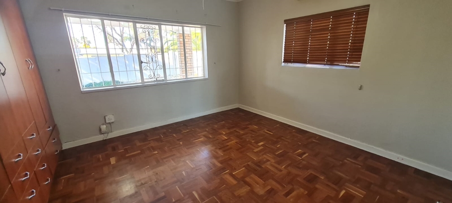 To Let 3 Bedroom Property for Rent in Clarens Park Gauteng