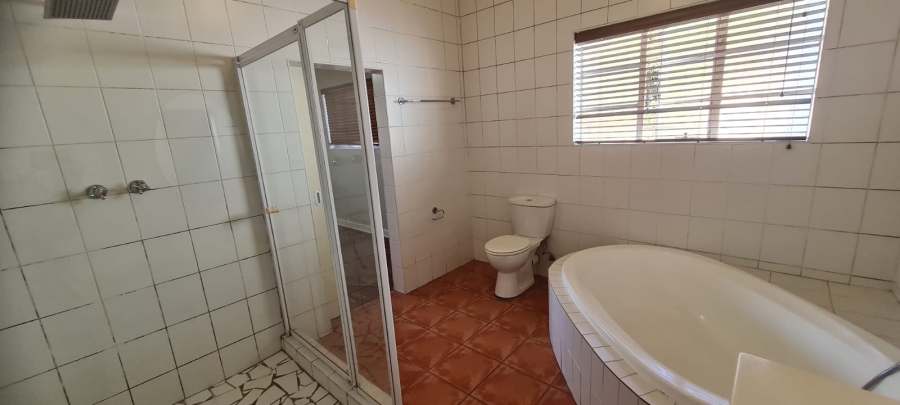 To Let 3 Bedroom Property for Rent in Clarens Park Gauteng