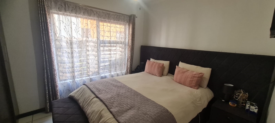 3 Bedroom Property for Sale in Greenstone Hill Gauteng