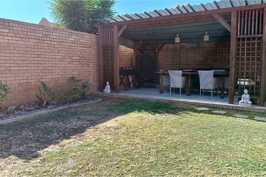 2 Bedroom Property for Sale in Clubview Gauteng