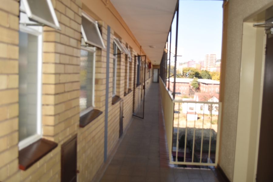 2 Bedroom Property for Sale in Sunnyside Gauteng