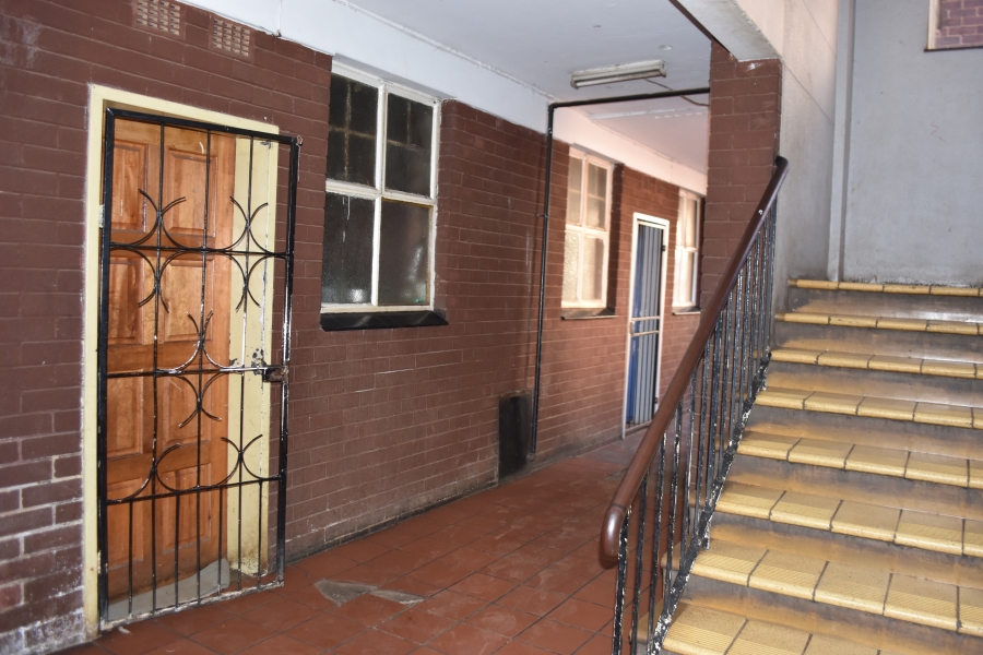 2 Bedroom Property for Sale in Pretoria Central Gauteng