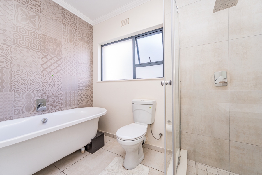 4 Bedroom Property for Sale in Ruimsig Gauteng