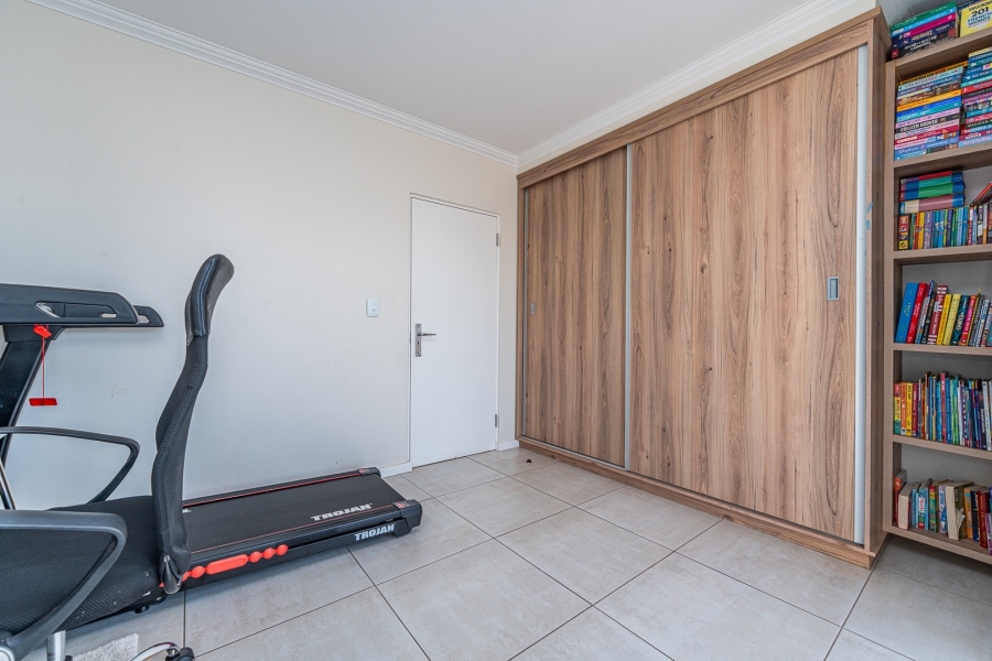 4 Bedroom Property for Sale in Ruimsig Gauteng