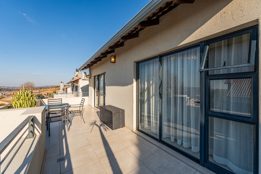 4 Bedroom Property for Sale in Ruimsig Gauteng