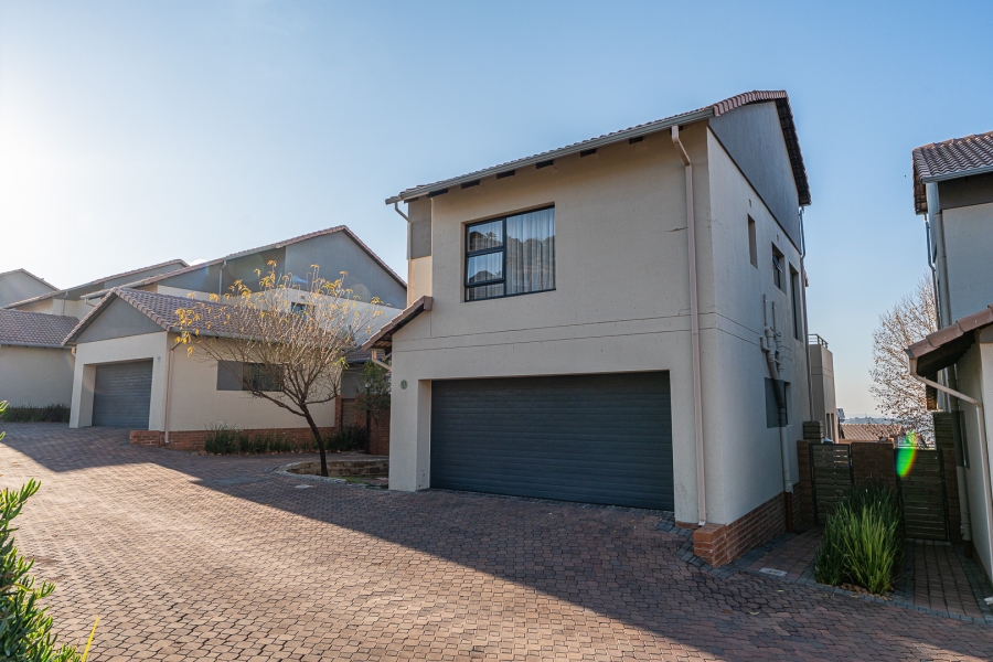 4 Bedroom Property for Sale in Ruimsig Gauteng