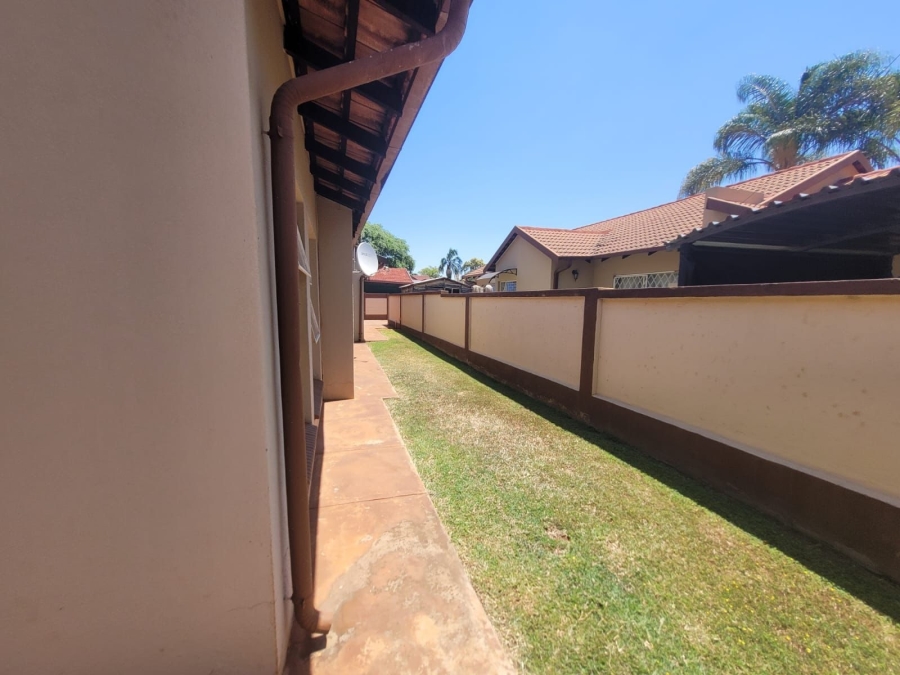 To Let 3 Bedroom Property for Rent in Doornpoort Gauteng