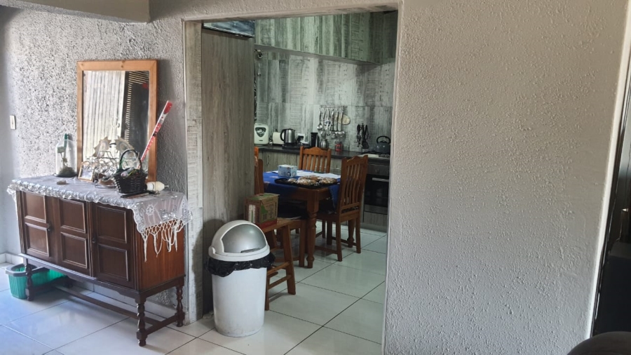 3 Bedroom Property for Sale in Wentworth Park Gauteng