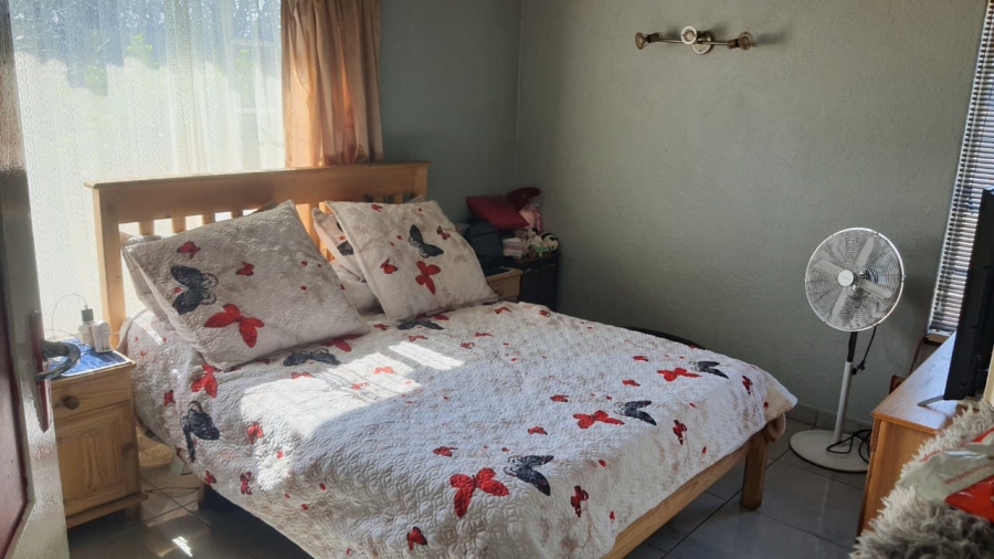 3 Bedroom Property for Sale in Wentworth Park Gauteng
