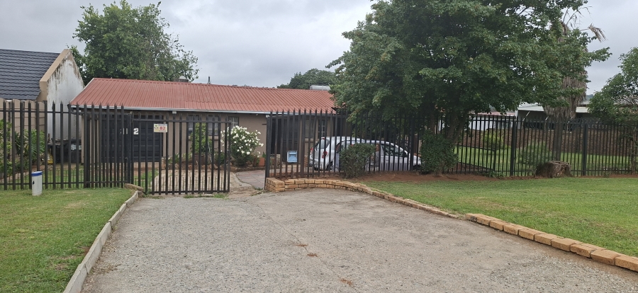 3 Bedroom Property for Sale in Wentworth Park Gauteng