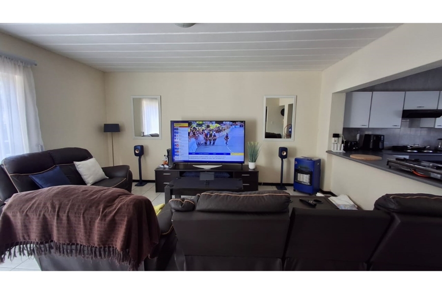3 Bedroom Property for Sale in South Crest Gauteng