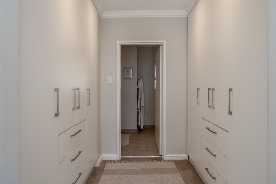 3 Bedroom Property for Sale in Bryanston Gauteng