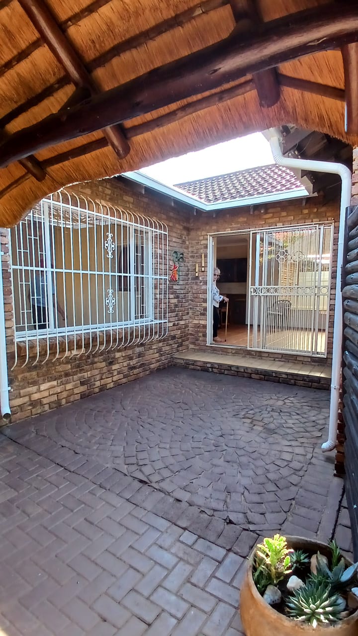 3 Bedroom Property for Sale in Randpoort Gauteng