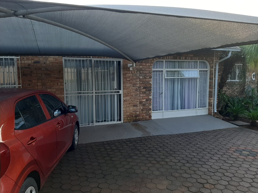 3 Bedroom Property for Sale in Randpoort Gauteng