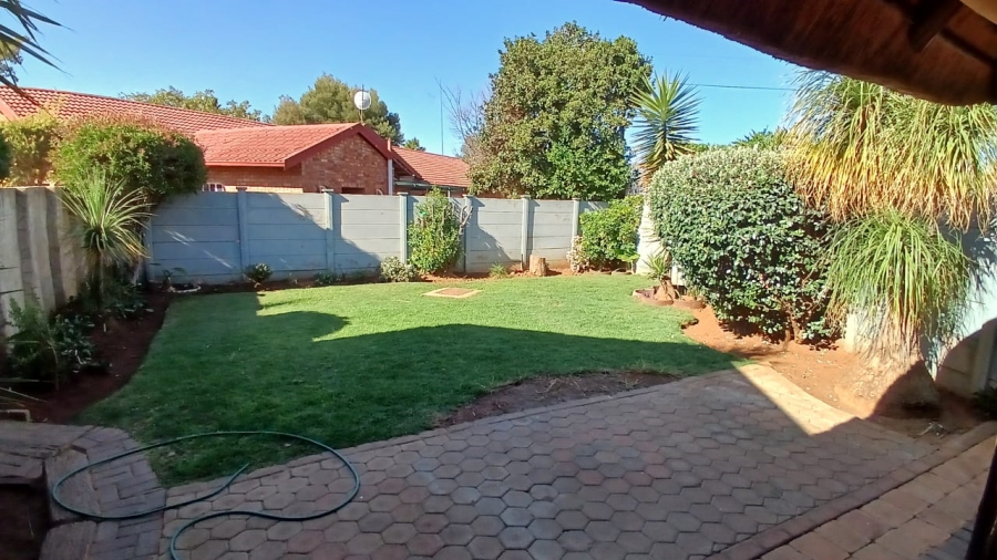 3 Bedroom Property for Sale in Randpoort Gauteng