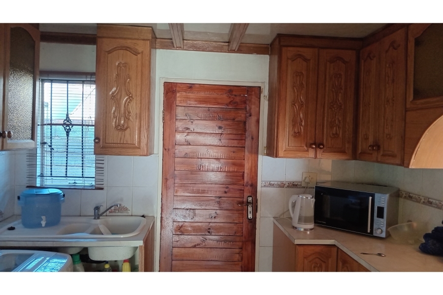 To Let 3 Bedroom Property for Rent in Protea Glen Gauteng