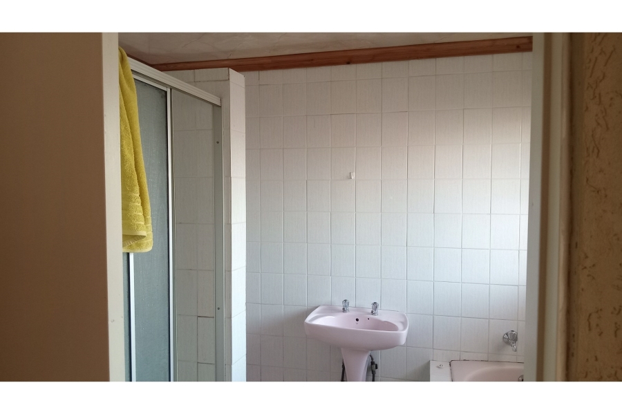To Let 3 Bedroom Property for Rent in Protea Glen Gauteng