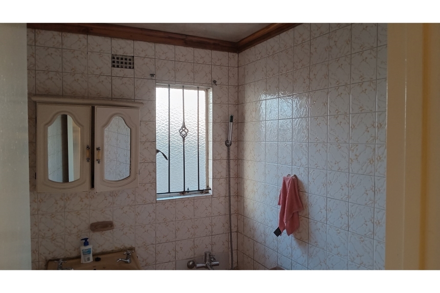 To Let 3 Bedroom Property for Rent in Protea Glen Gauteng
