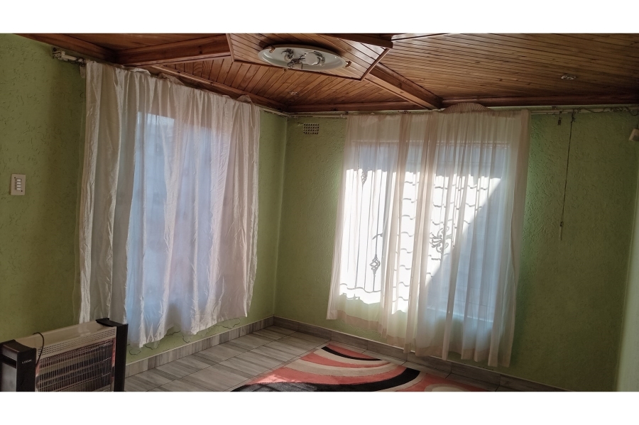 To Let 3 Bedroom Property for Rent in Protea Glen Gauteng