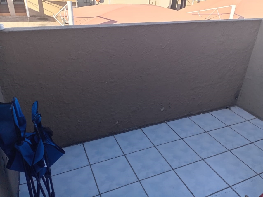 To Let 2 Bedroom Property for Rent in Halfway Gardens Gauteng