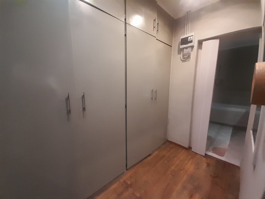 To Let 1 Bedroom Property for Rent in Roodekrans Gauteng