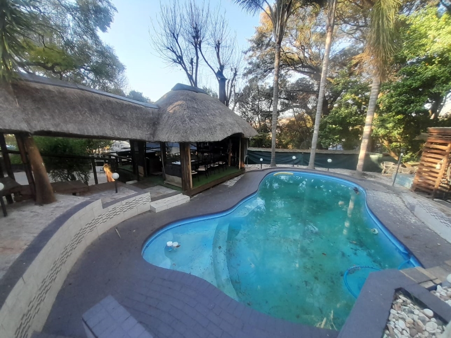 To Let 1 Bedroom Property for Rent in Roodekrans Gauteng
