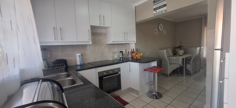 2 Bedroom Property for Sale in Wentworth Park Gauteng