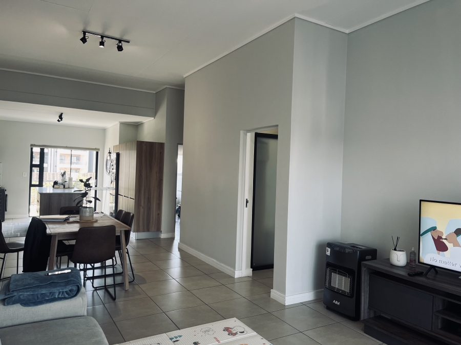 2 Bedroom Property for Sale in Aspen Hills Gauteng