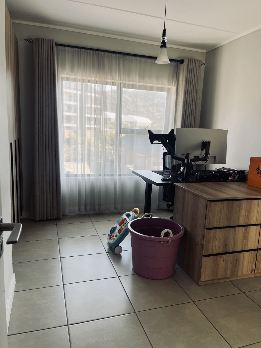 2 Bedroom Property for Sale in Aspen Hills Gauteng