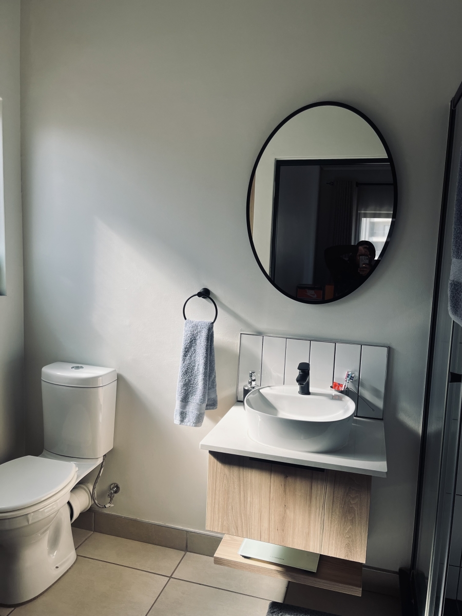 2 Bedroom Property for Sale in Aspen Hills Gauteng